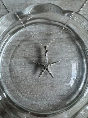 Sterling Silver Starfish Charm Pendant - marked 925